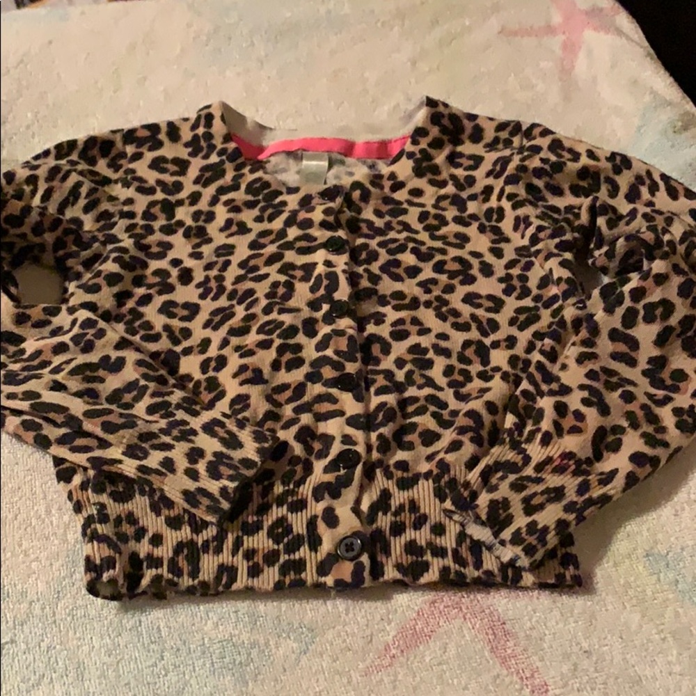 💰3for $25! Animal Print Button-Down Cardigan!